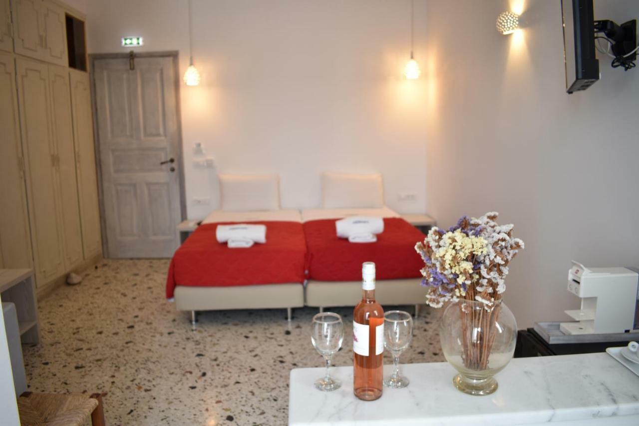 Andriani'S Guest House Mykonos Town Bagian luar foto